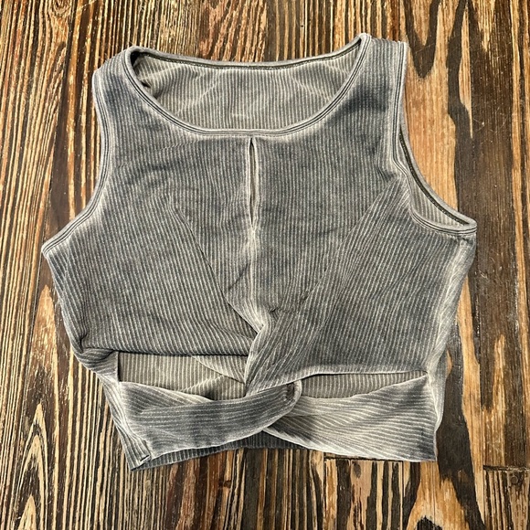 FABLETICS Green Ribbed Twist Front Tank Top - Picture 1 of 2